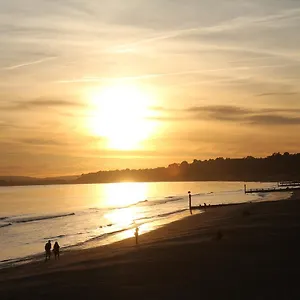 Riviera By The Sea Hotel Bournemouth
